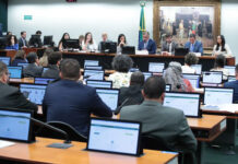 Redução da maioridade penal para 16 anos avança na Câmara do Deputados